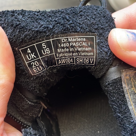 🩷💙🩵 Dr. Martens toddler pascal metallic boots - Picture 3 of 7